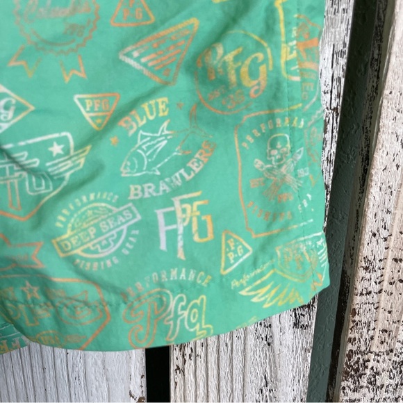 Columbia Men’s Fishing Shorts Swim Trunks Size Large Lined Green Fishing Print - Picture 11 of 12